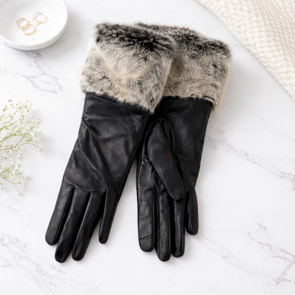 NWT Lands' End Black Faux Leather Gloves with cashmere liking and Fur Trim